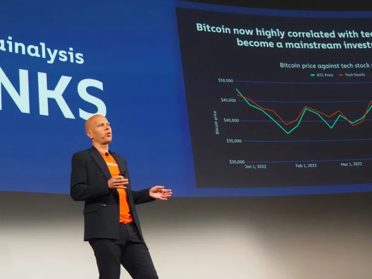 Exchanges descentralizados superan and contrapartes centralizadas en flujos on-chain, según Chainalysis