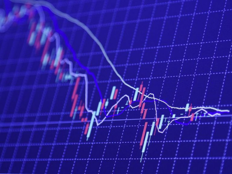 Bitcoin se recupera hasta $21K, aunque traders dudan de a mayor repunte por temores de recesión