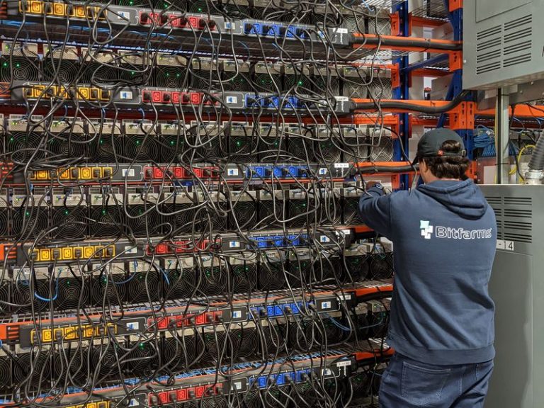 Miner Bitfarms hat fast die Hälfte seiner Bitcoin verkauft, um Schulden abzubauen