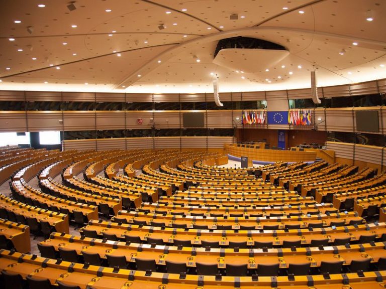 NFT, Private Wallet Fates hängen diese Woche an den EU-Kryptogesprächen