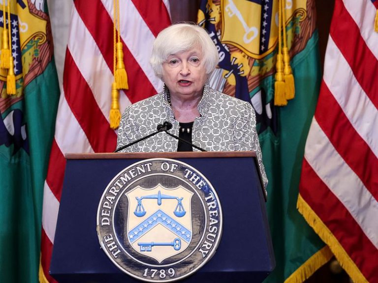 Janet Yellen sieht keine Rezession, nennt US-Wirtschaft „außergewöhnlich stark“
