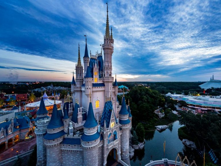 MATIC steigt, als Disney Polygon für das Accelerator-Programm auswählt